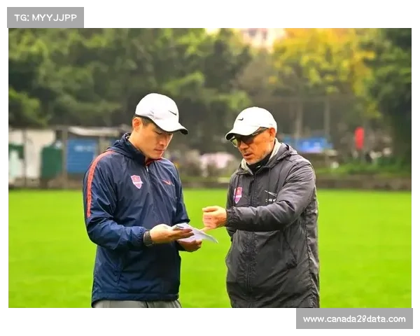 重庆铜梁龙主帅张外龙兑现承诺，带球队重返中超延续山城足球火种