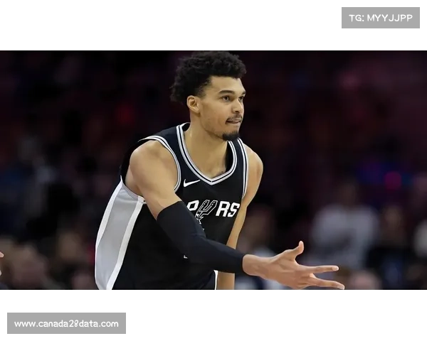 马刺客场136-108大胜湖人，文班亚马福克斯合砍63分